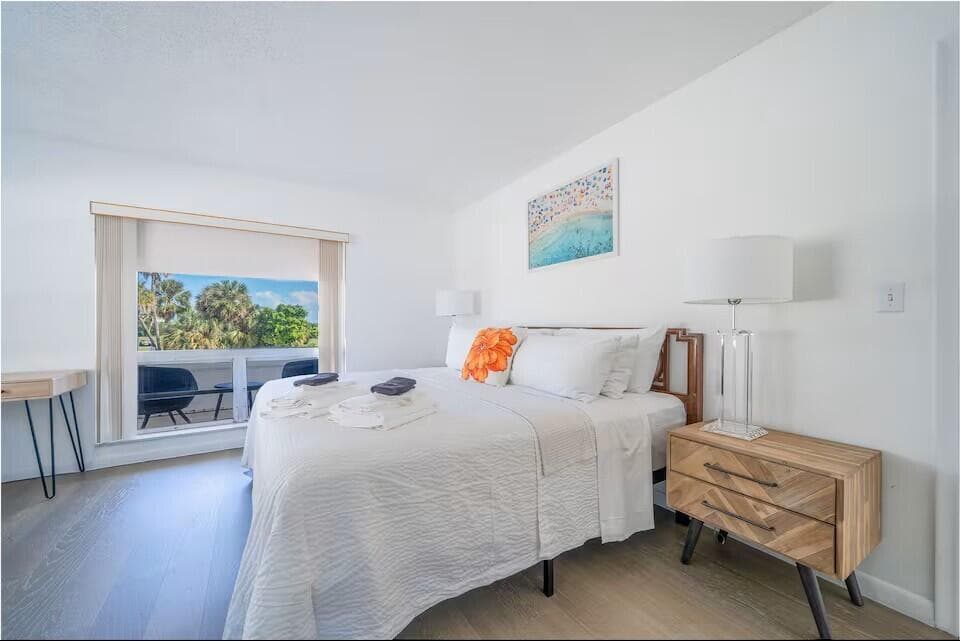 6 Lucerne Avenue # 3, FL 33460 photo 5