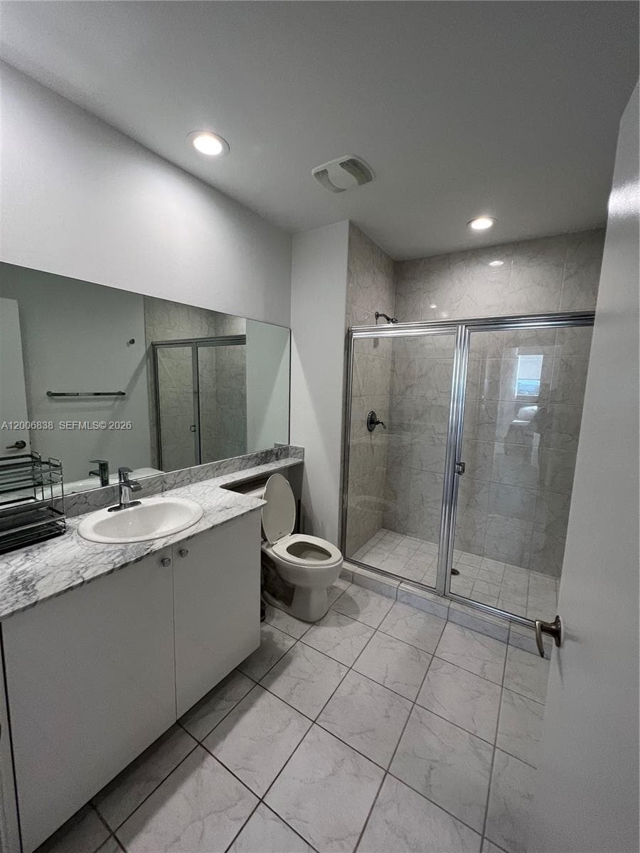 18800 NE 29th Ave, Aventura FL 33180 photo 4