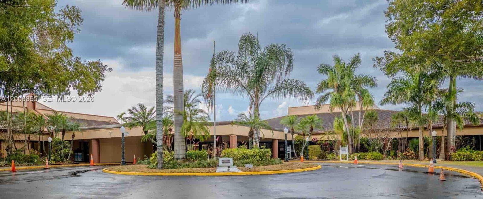 2780 N Pine Island Rd # 205, Sunrise FL 33322