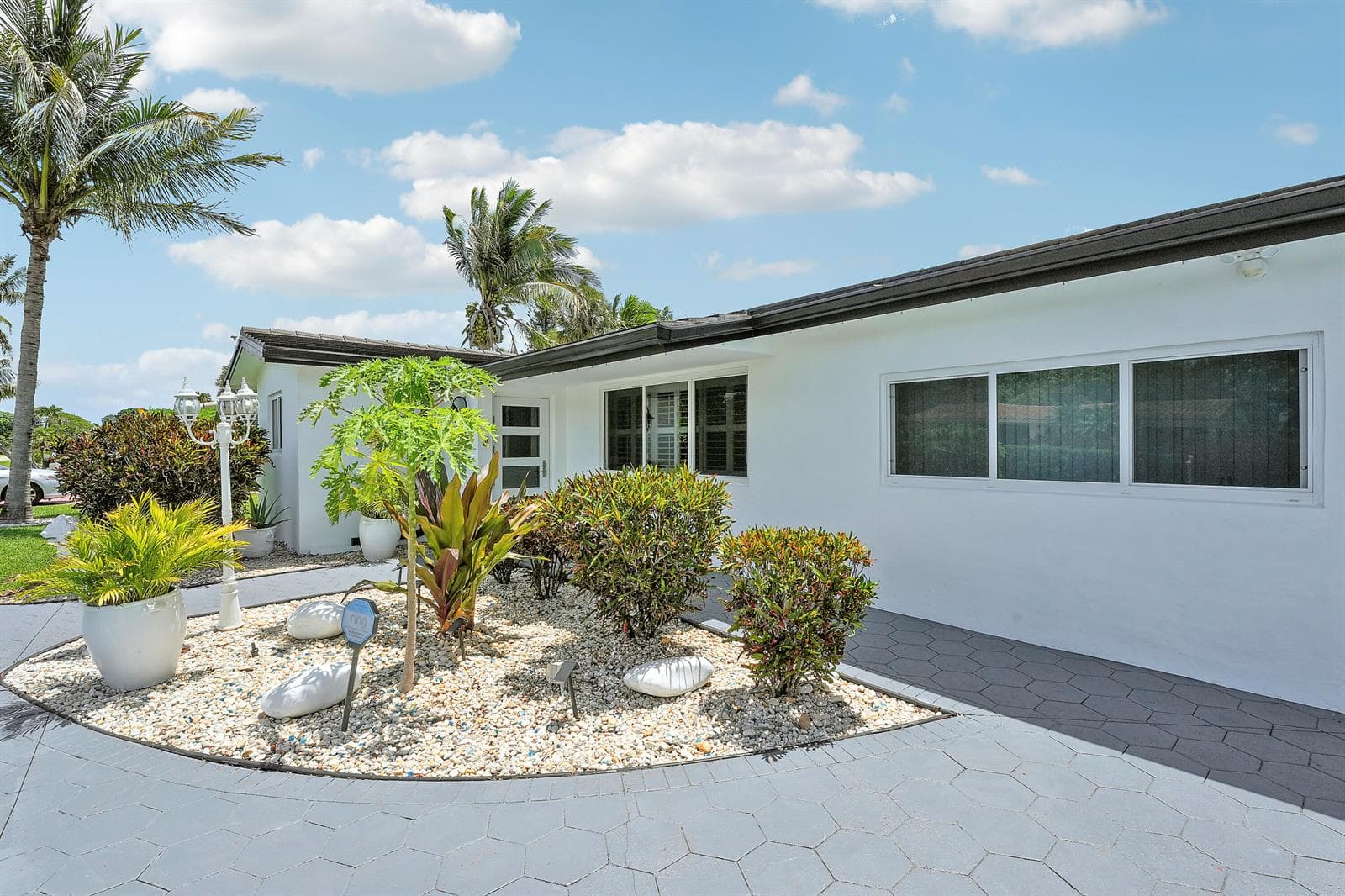 1360 SW 32nd Street, Fort Lauderdale FL 33315 photo 2