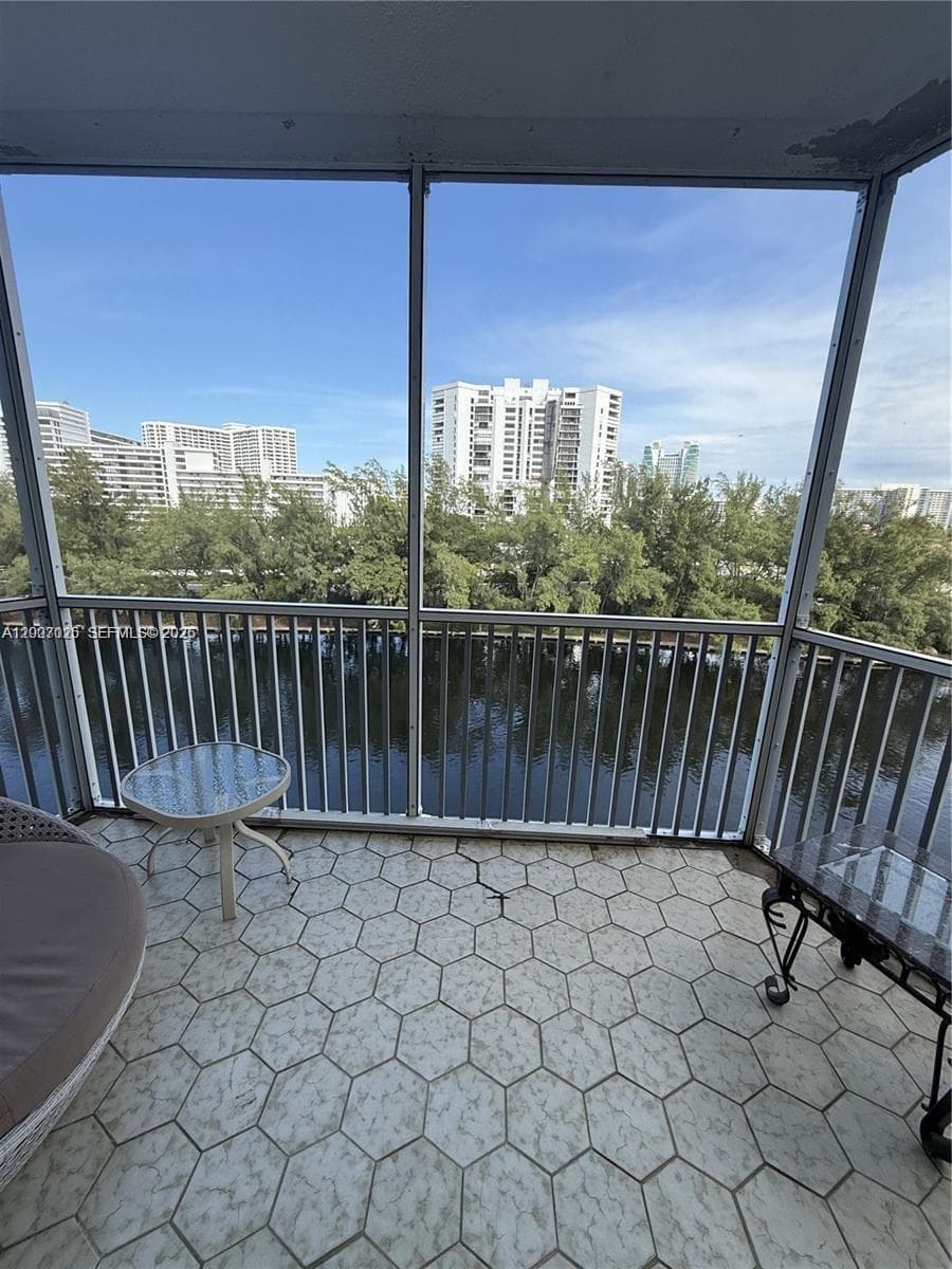 300 Diplomat Pkwy # 712, Hallandale Beach FL 33009