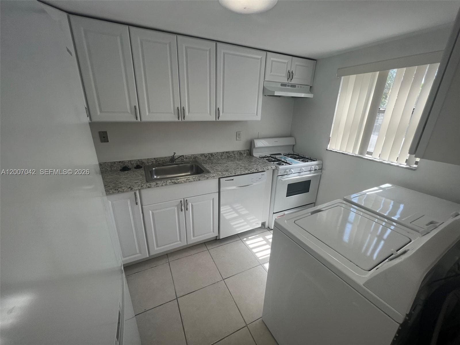 11141 SW 70th Ter, Miami FL 33173 photo 5