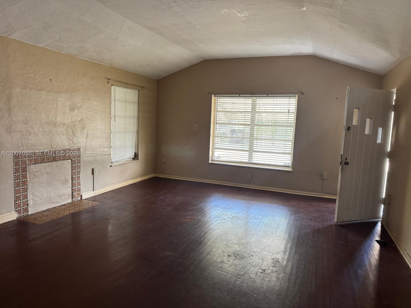 1812 Fillmore St, Hollywood FL 33020 photo 2
