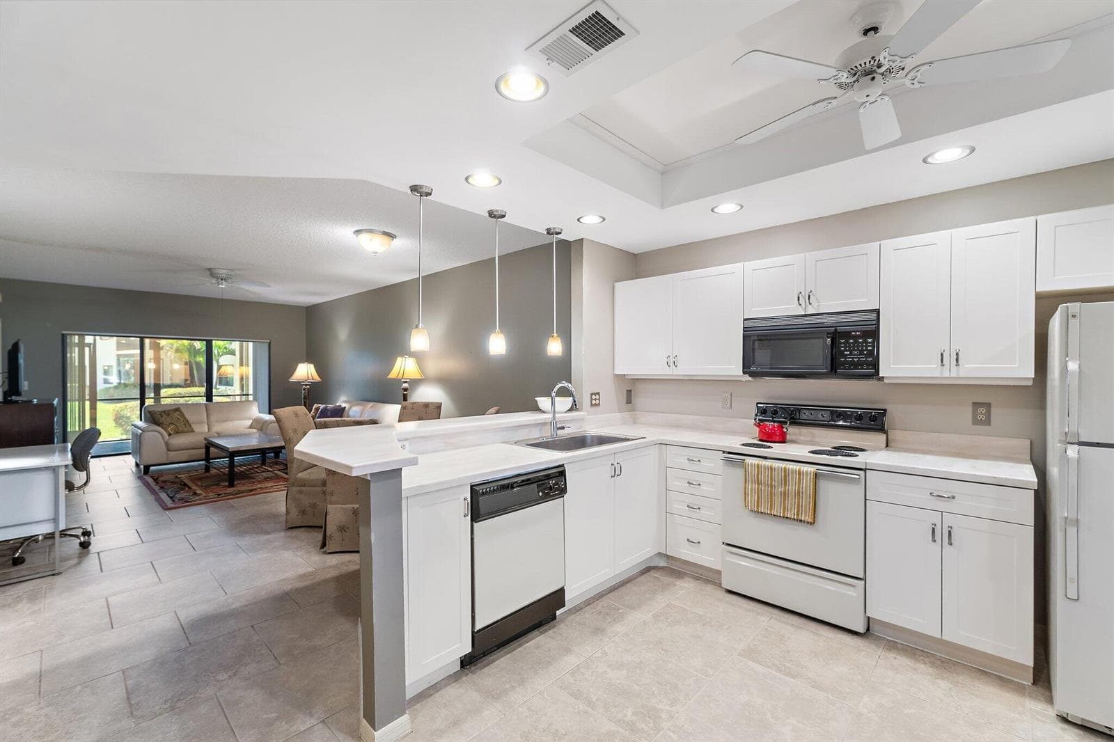 6503 SE Williamsburg Drive # 104, Hobe Sound FL 33455 photo 5