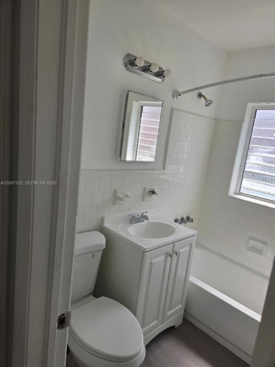 2316 Madison St # 8, Hollywood FL 33020 photo 4