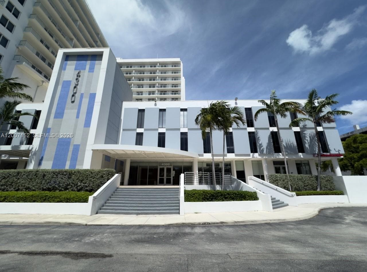 4300 Biscayne Blvd # 206, Miami FL 33137