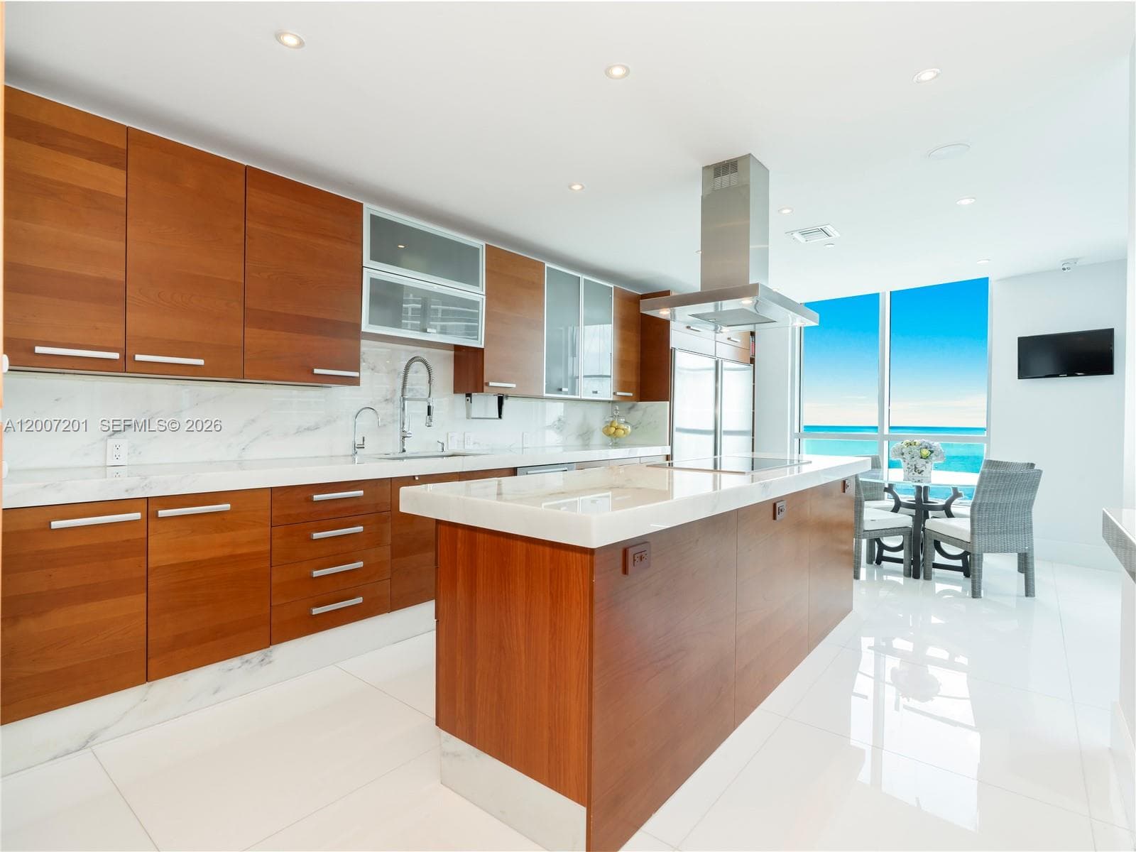 5959 Collins Ave # 906, Miami Beach FL 33140 photo 3