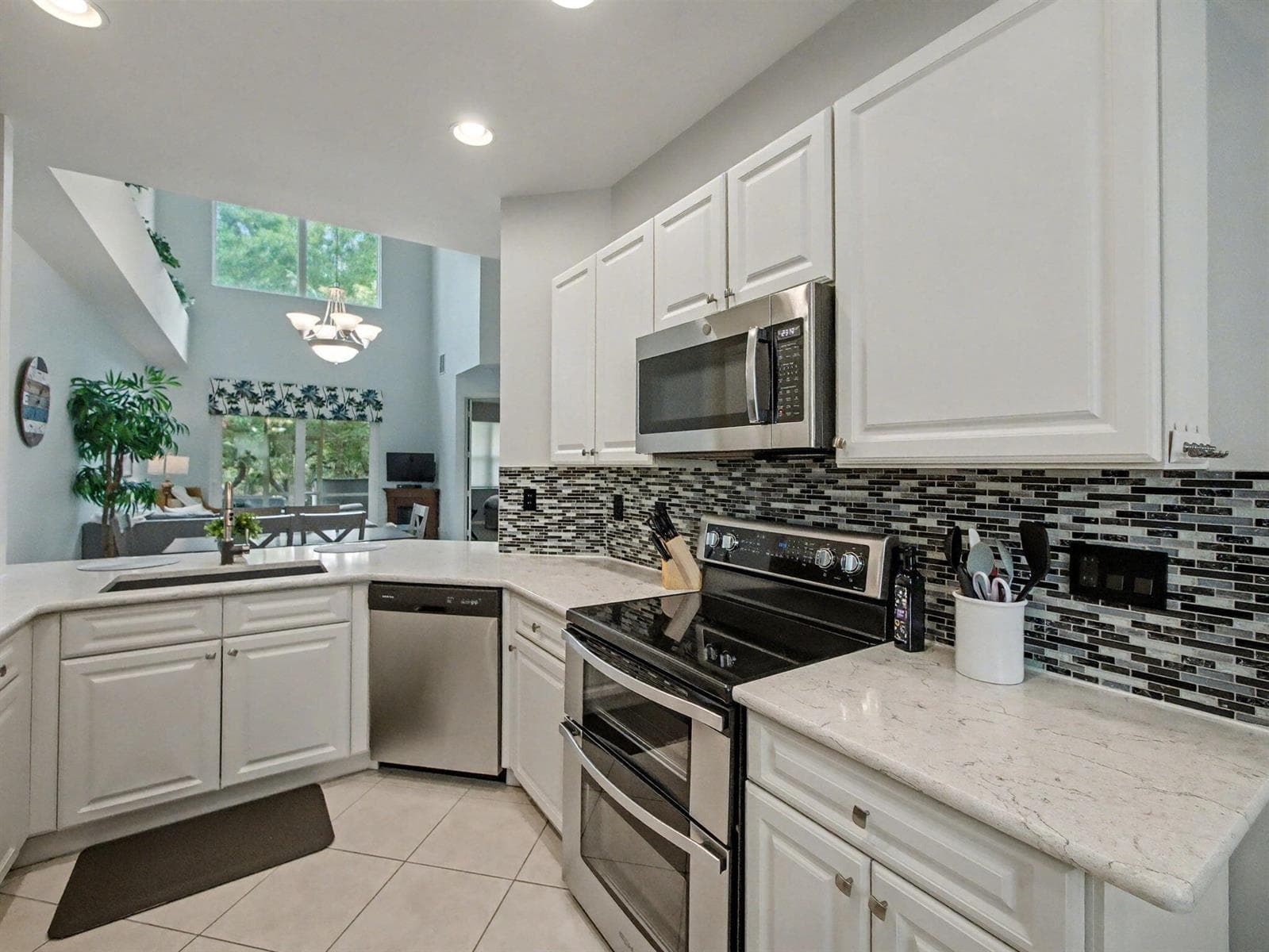 8111 Carnoustie Place, Port St. Lucie FL 34986 photo 4