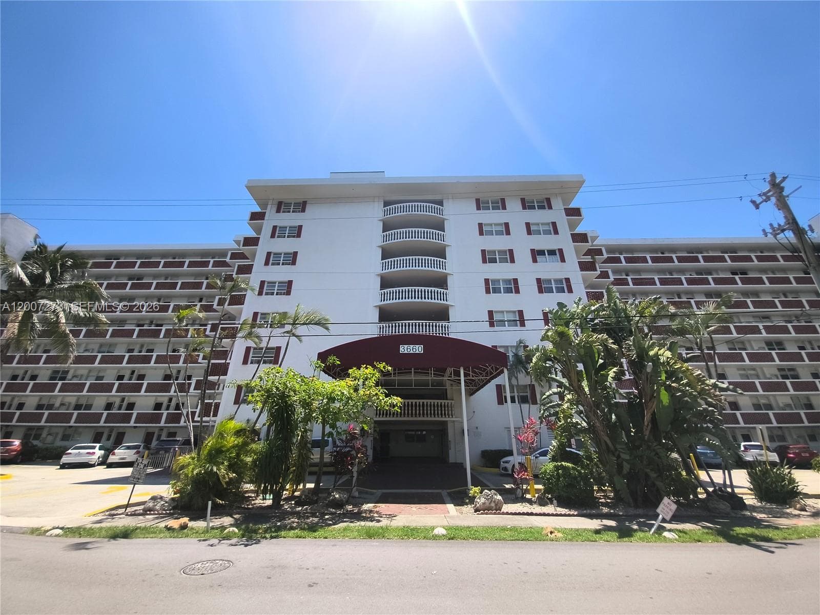 3660 NE 166th St # 302, North Miami Beach FL 33160