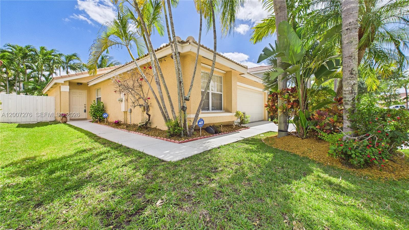 17626 SW 20th St, Miramar FL 33029 photo 2