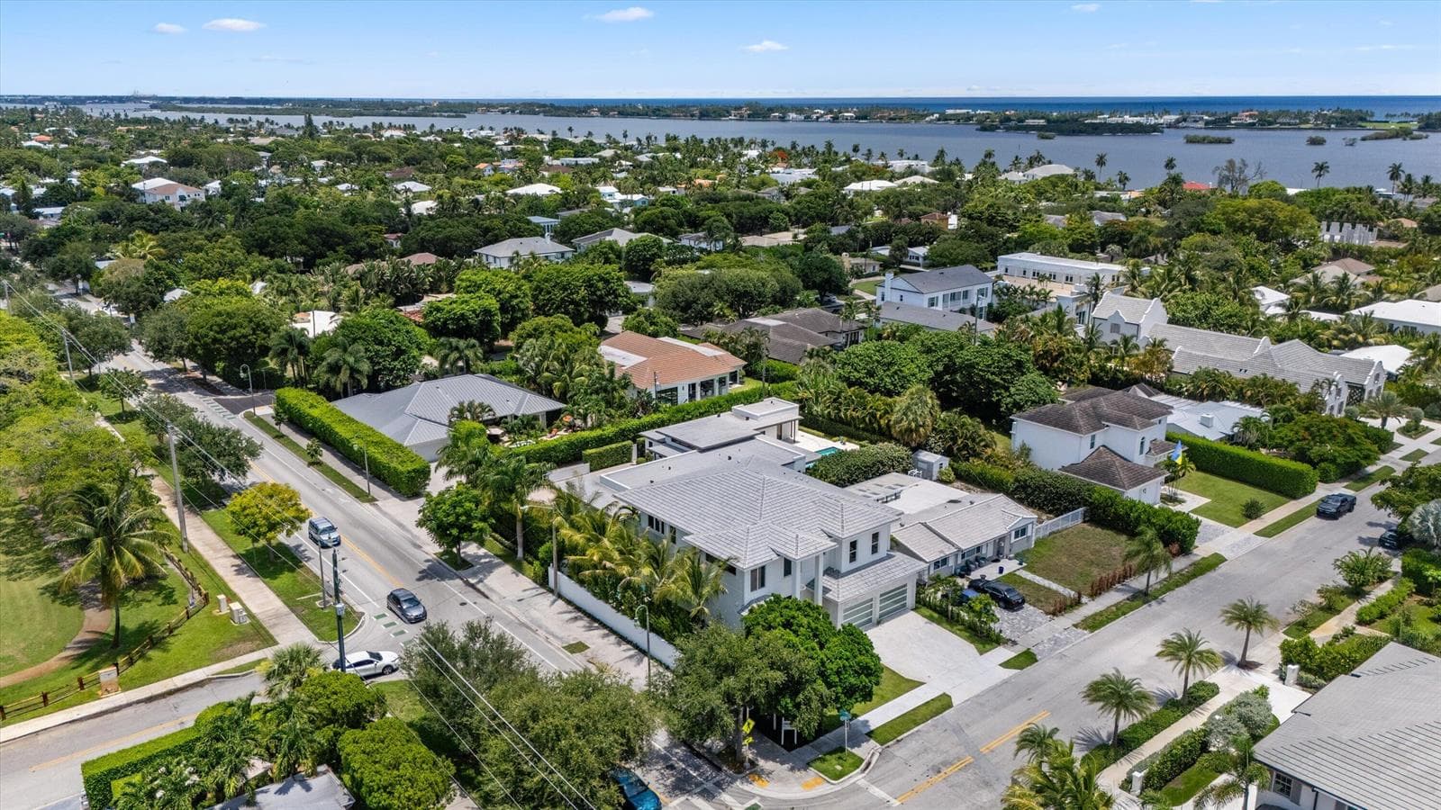 291 Summa Street, West Palm Beach FL 33405 photo 3