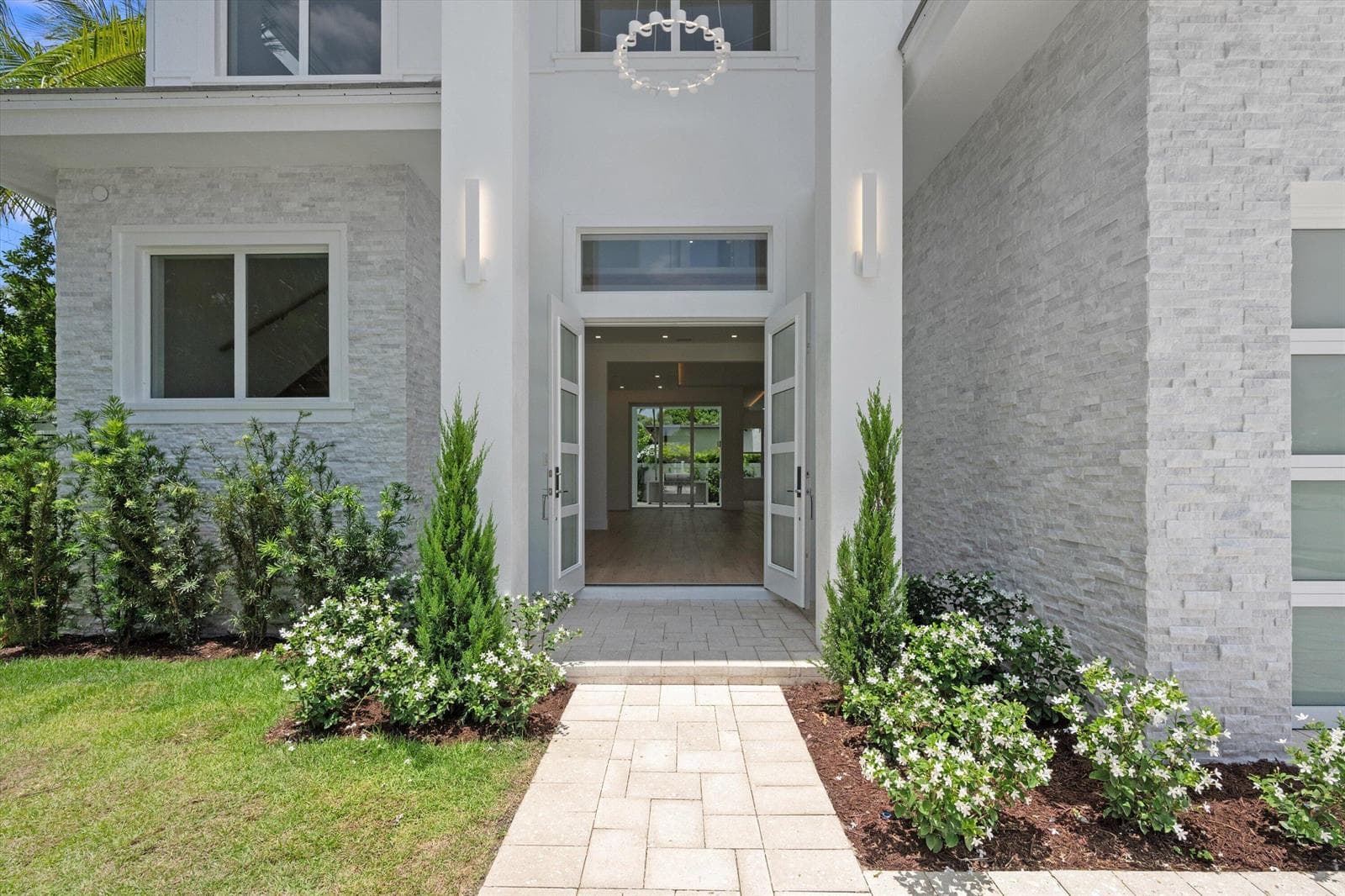 291 Summa Street, West Palm Beach FL 33405 photo 4