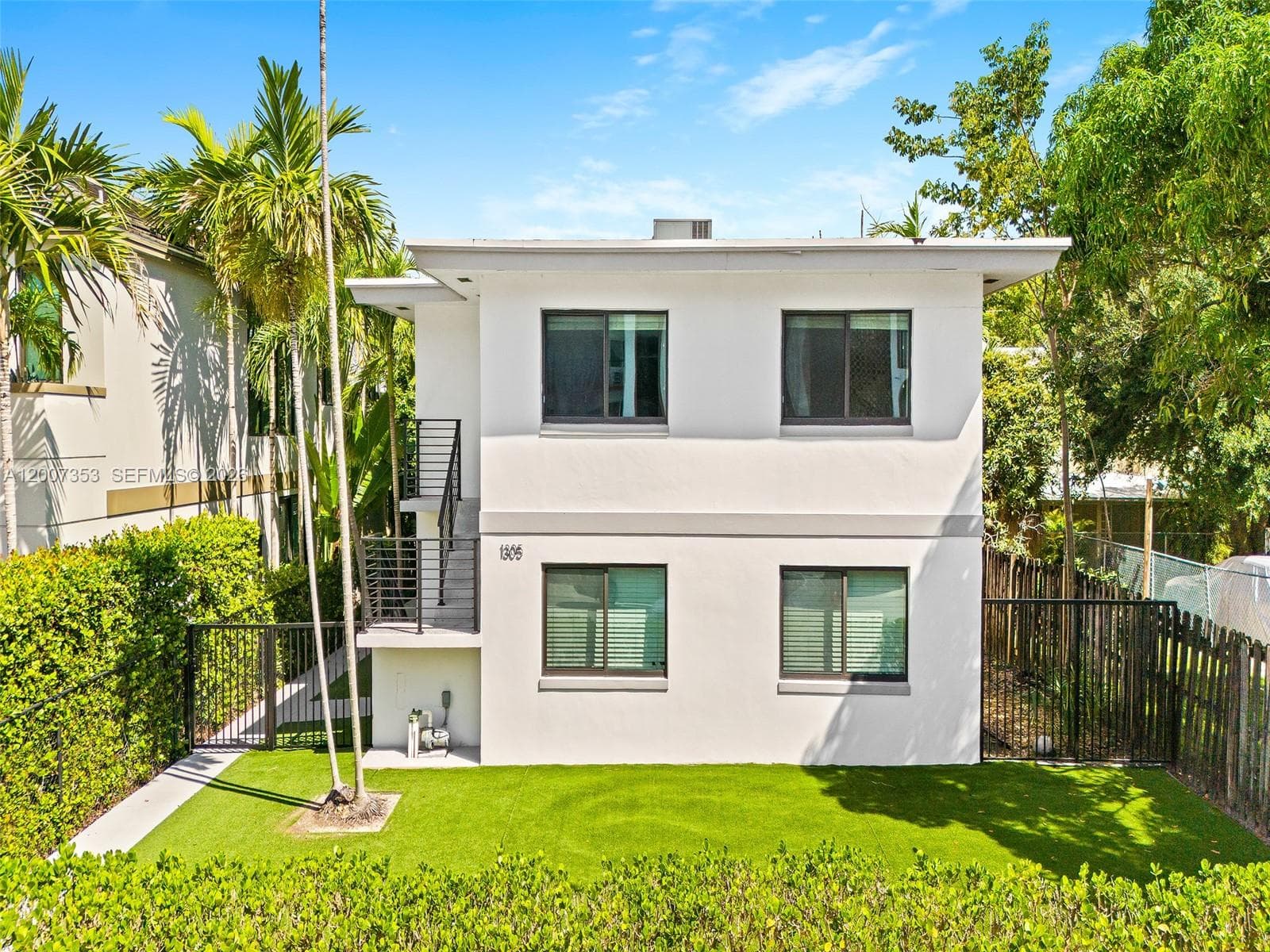 1305 SE 1st St, Fort Lauderdale FL 33301