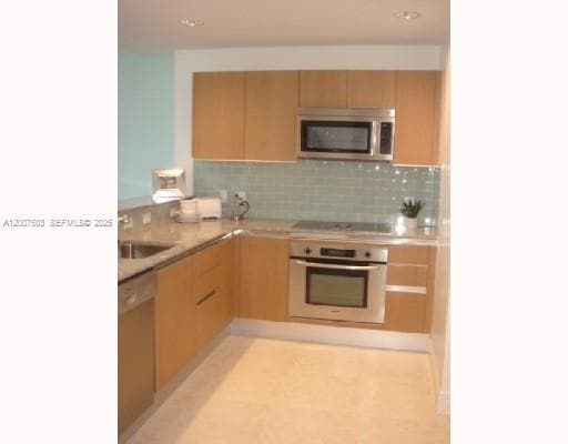 1050 Brickell Ave # 2312, Miami FL 33131 photo 5