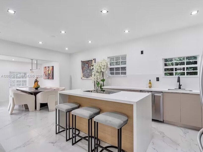545 NW 52nd St, Miami FL 33127 photo 4