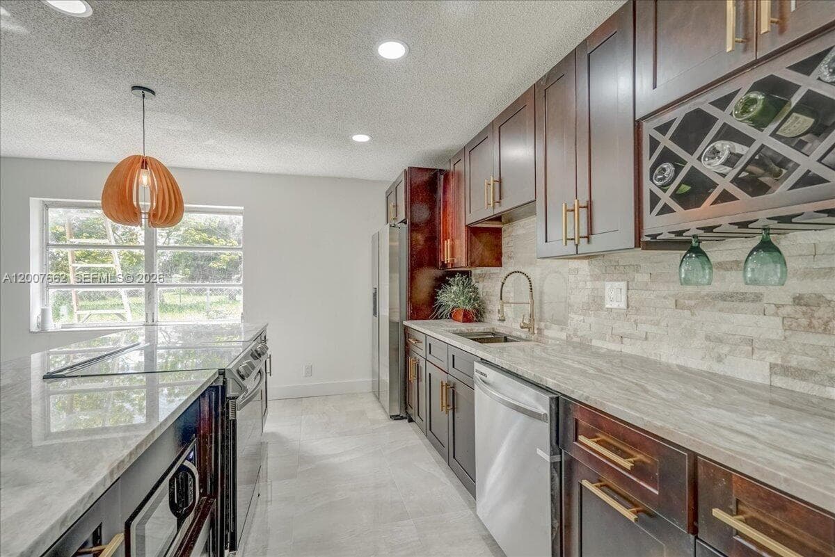1480 W 36th St, Riviera Beach FL 33404 photo 4