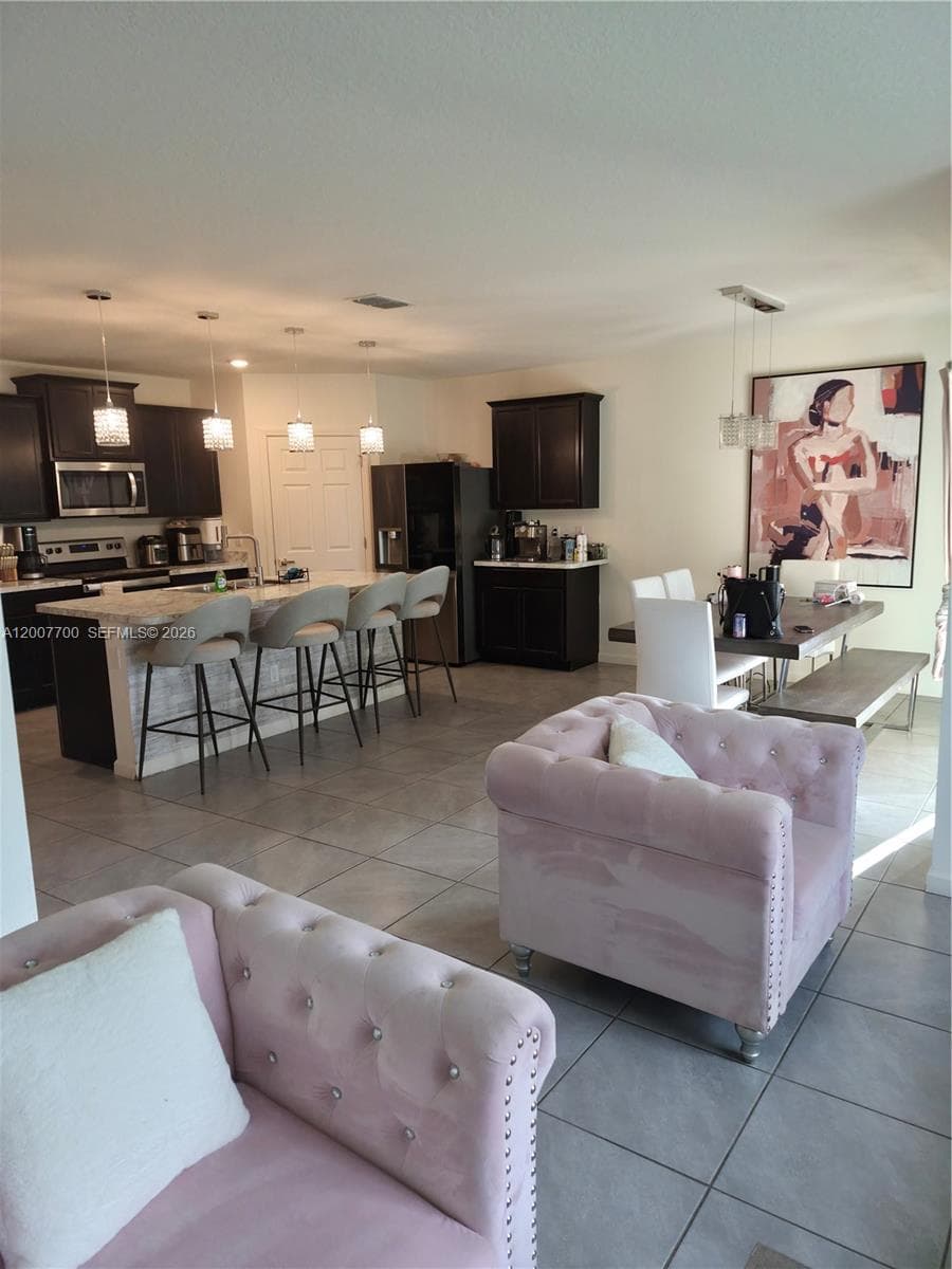798 NW Bayshore Blvd, Port St. Lucie FL 34983 photo 2