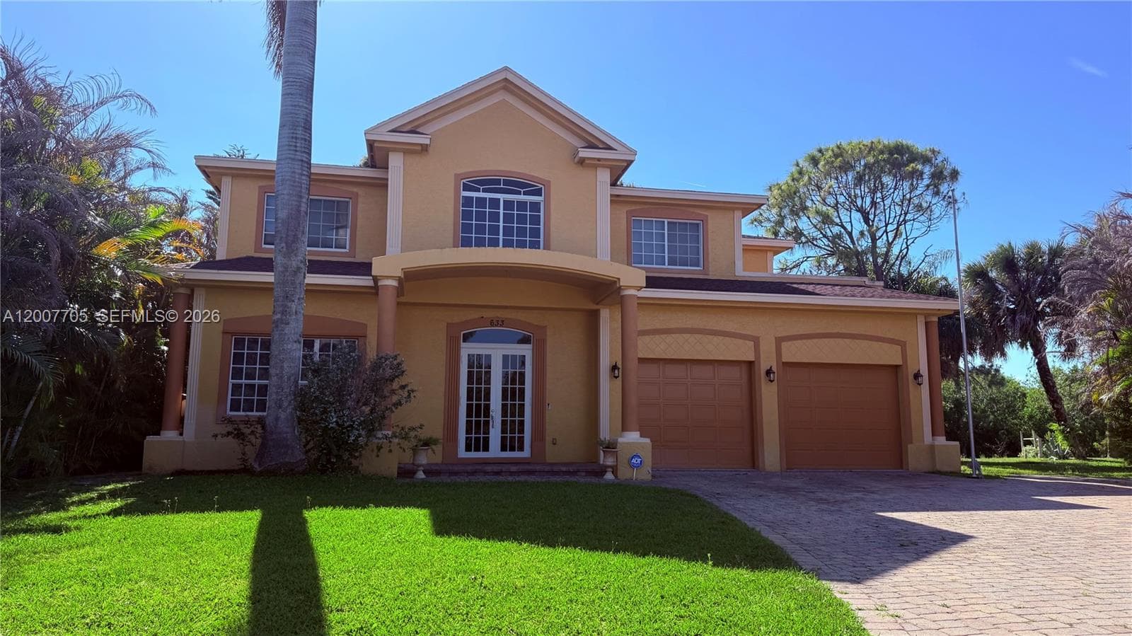 633 SW Jada Rd, Port St. Lucie FL 34953