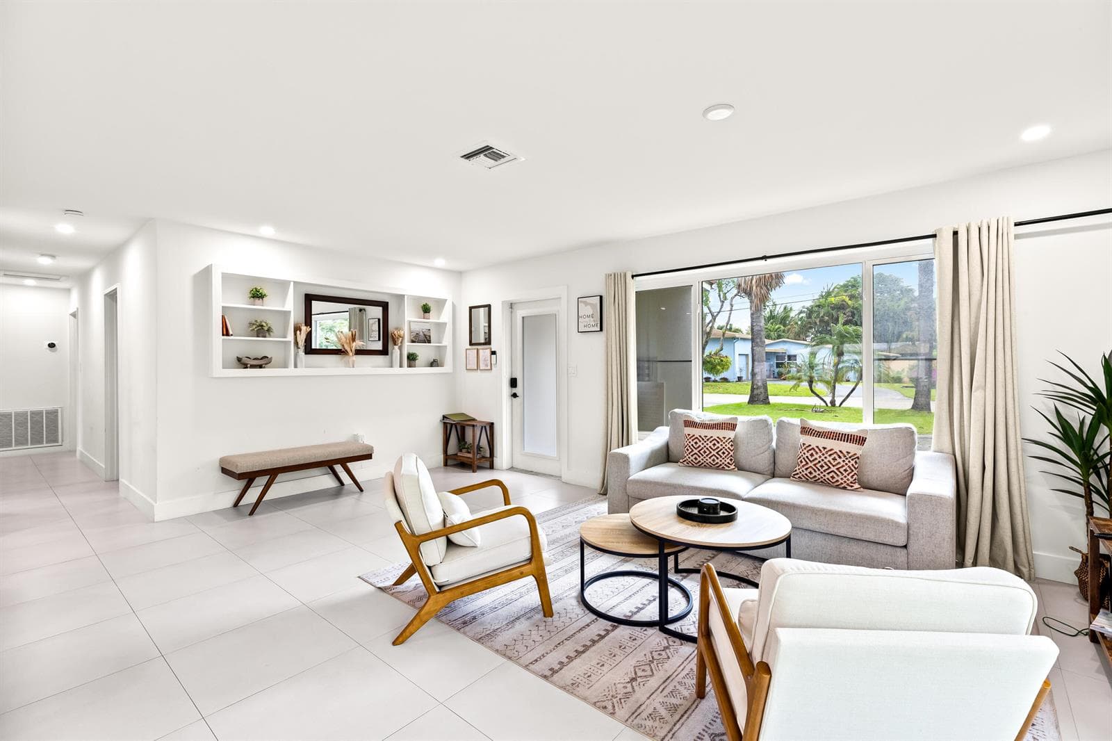 2417 NE 19th Avenue, Wilton Manors FL 33305 photo 4