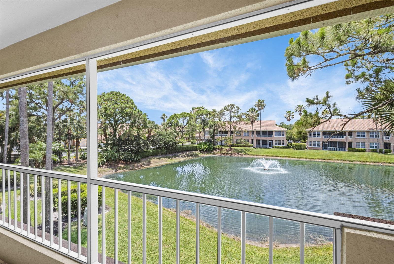 222 Legendary Circle, Palm Beach Gardens, FL 33418 photo 4