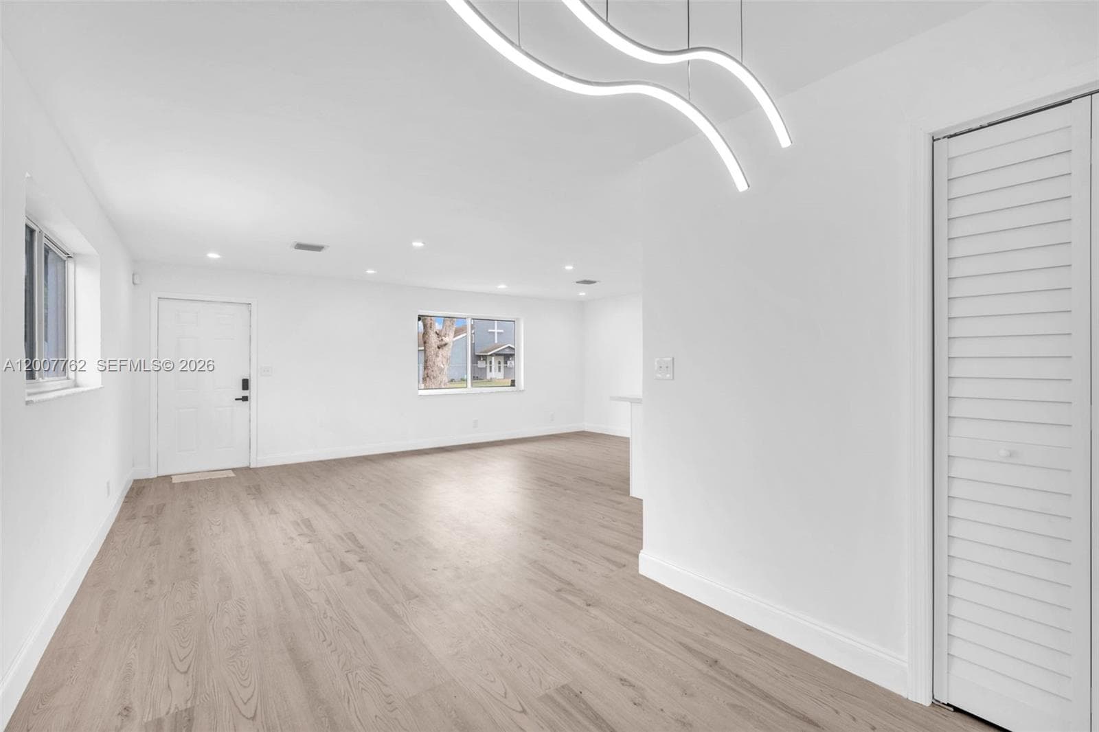 2572 NW 20th St, Fort Lauderdale FL 33311 photo 5