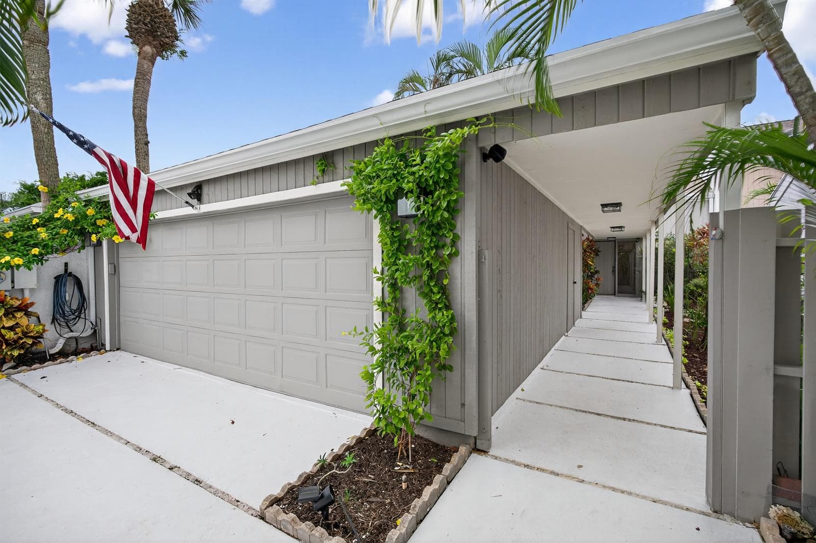 17145 Bay Street, Jupiter FL 33477 photo 5