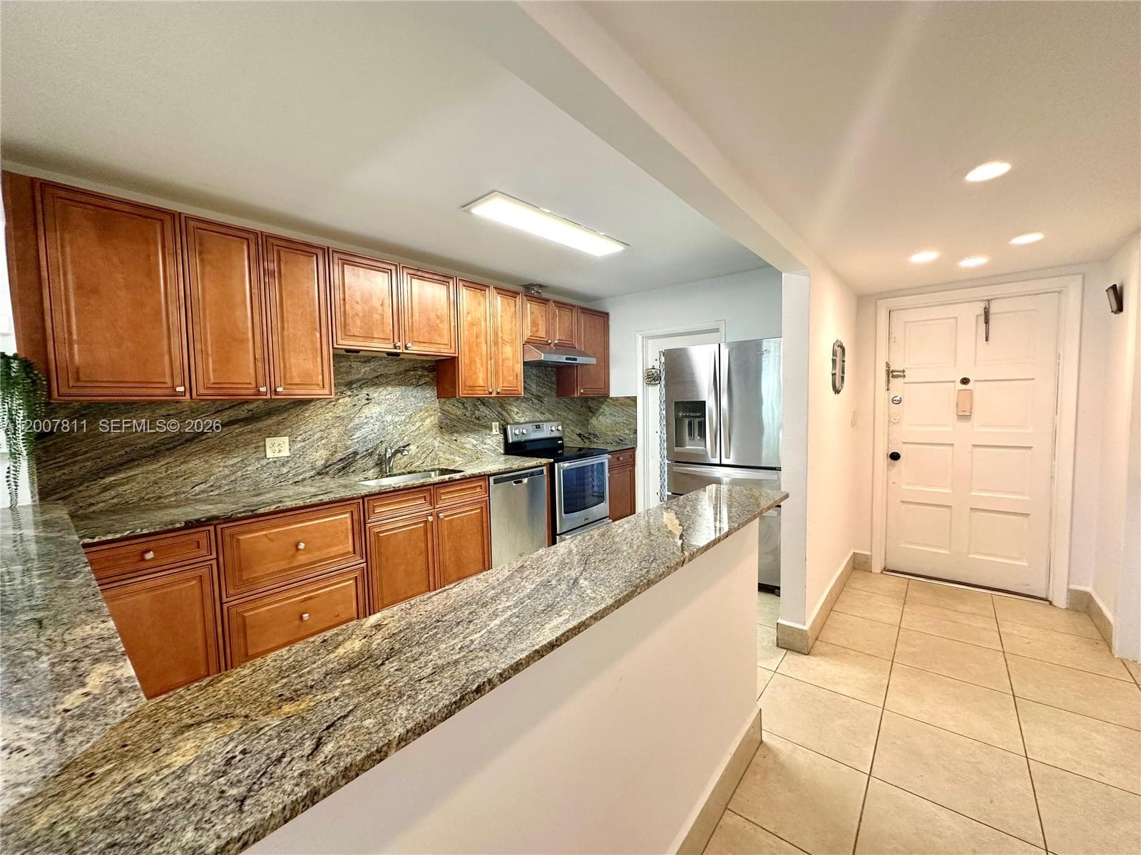 1001 Hillcrest Ct # 306, Hollywood FL 33021 photo 4