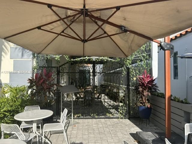 929 Collins Ave, Miami Beach FL 33139 photo 2