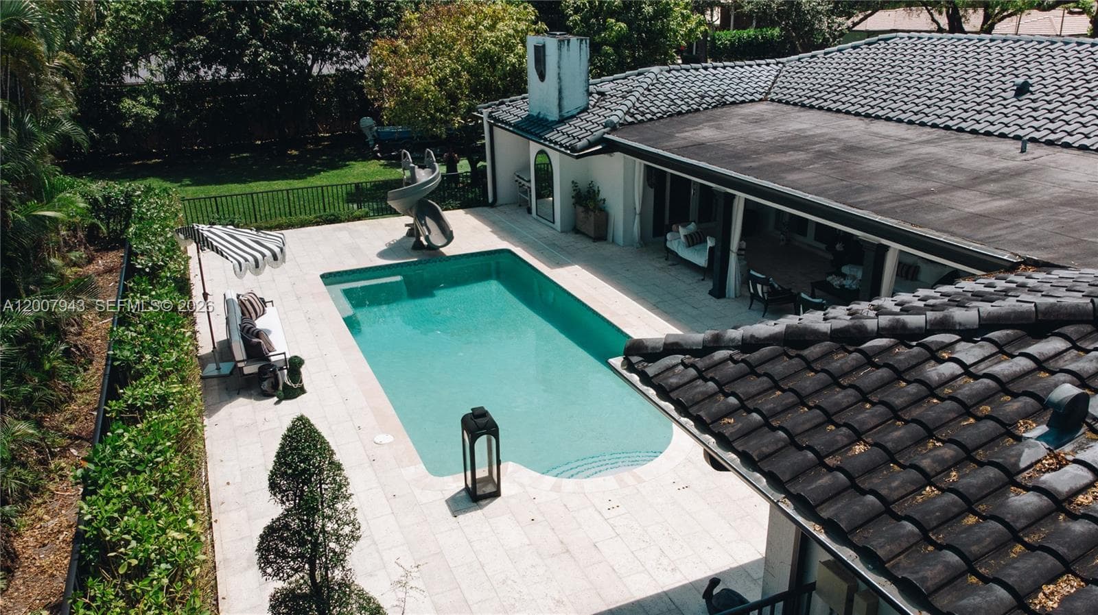16241 W Troon Cir, Miami Lakes FL 33014 photo 4