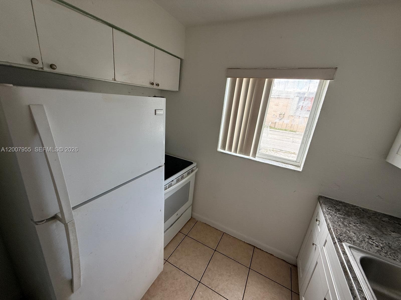 2330 NW 11th St # 33, Miami, FL 33125 photo 4
