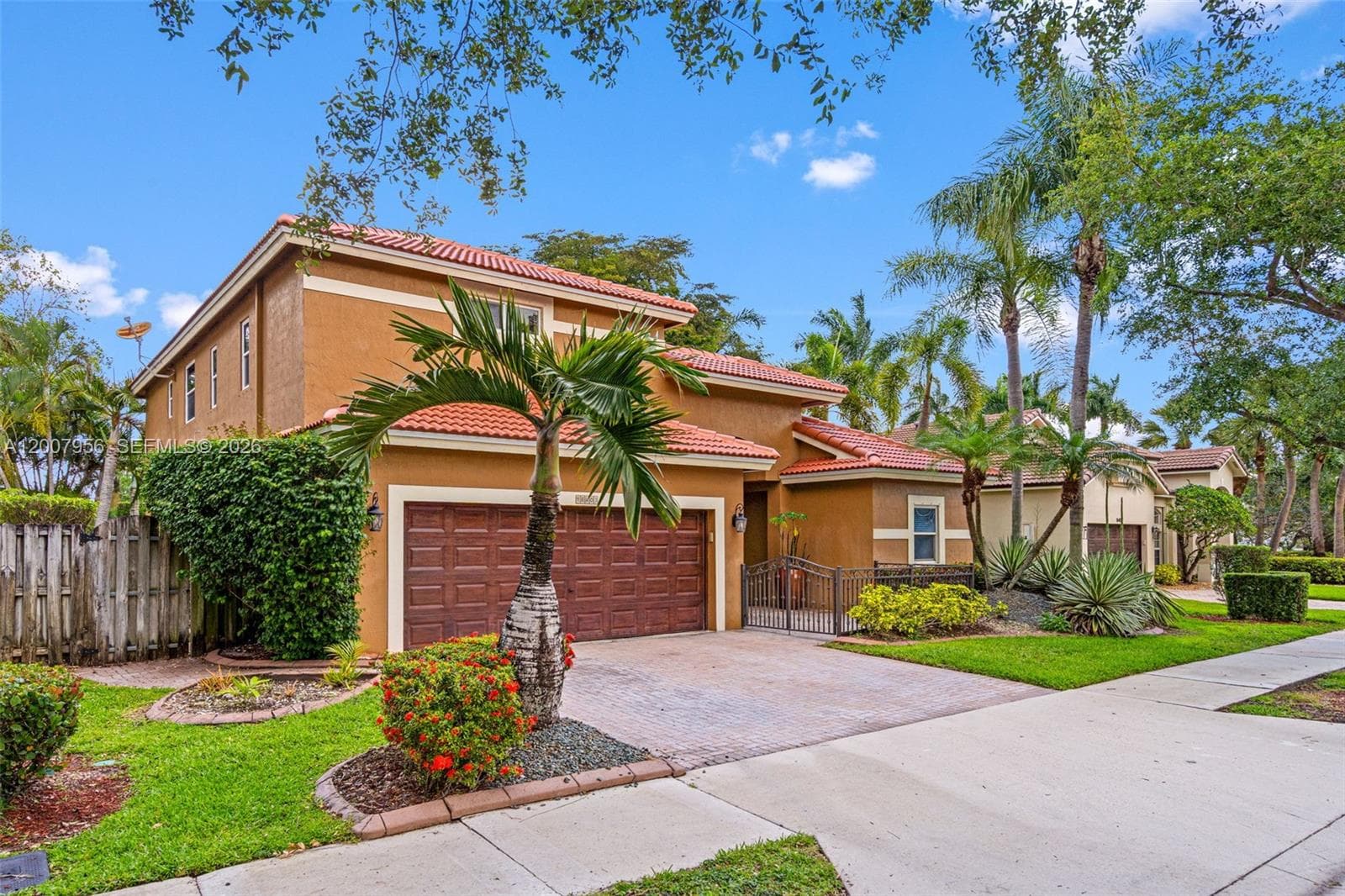 16403 Diamond Head Dr, Weston FL 33331 photo 3