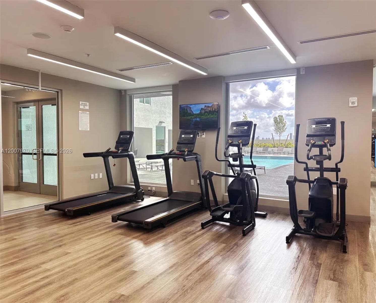 61 NW 37th Ave # 01, Miami, FL 33125 photo 3