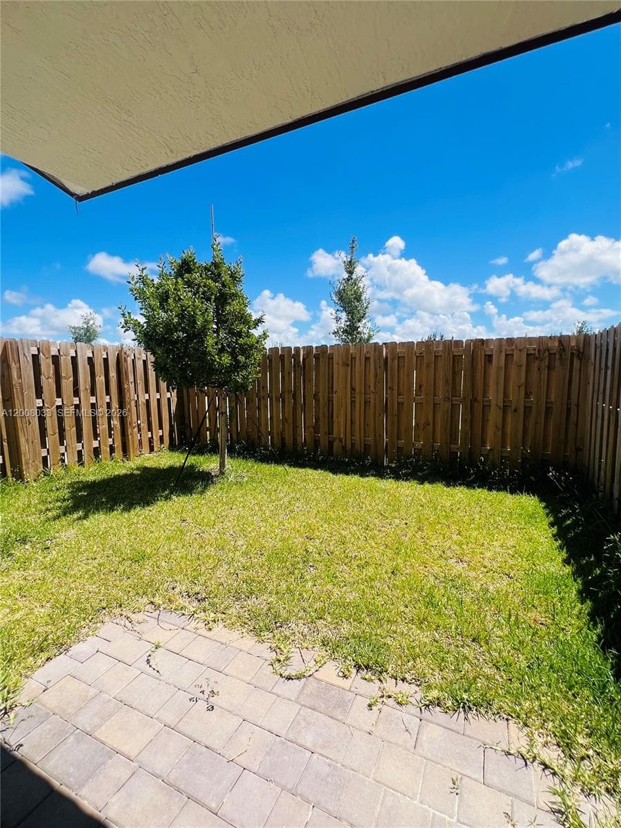 2562 SE 29th St, Homestead FL 33035 photo 5