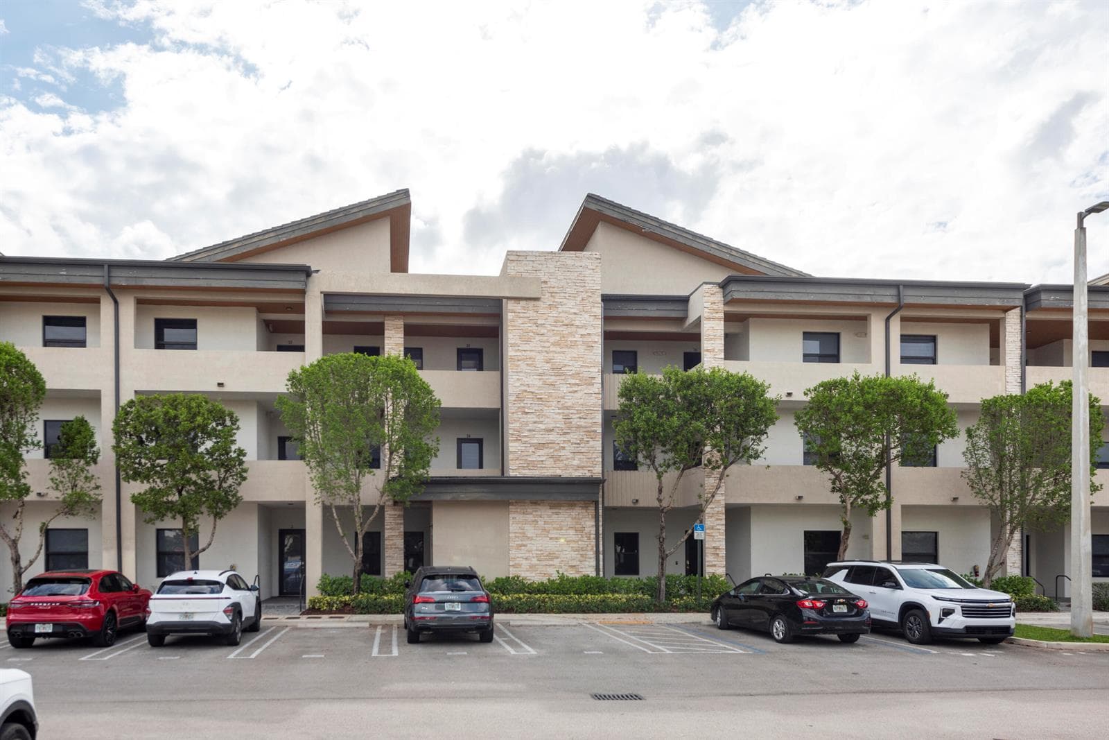 7925 NW 104th Avenue # 24, Doral FL 33178 photo 3