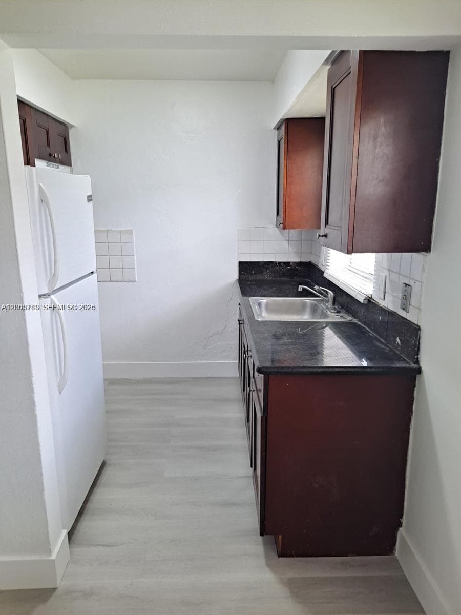 4090 NW 31st Ter # 3, Lauderdale Lakes FL 33309 photo 2