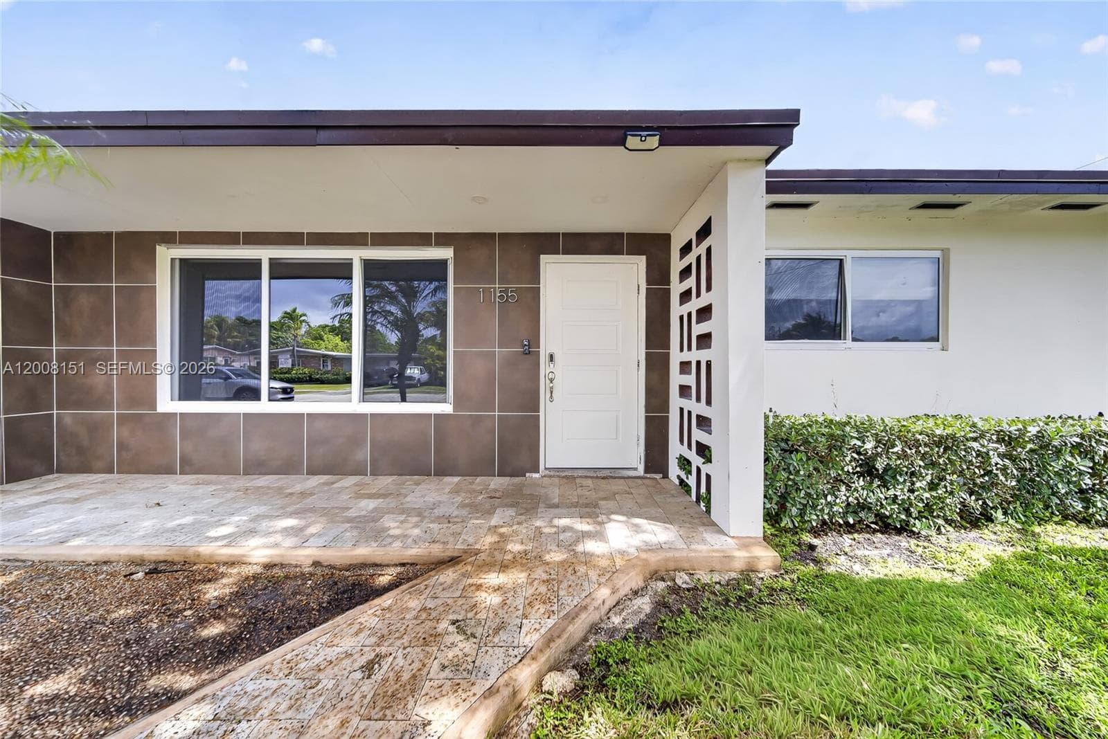 1155 NE 184th St, Miami FL 33179 photo 4