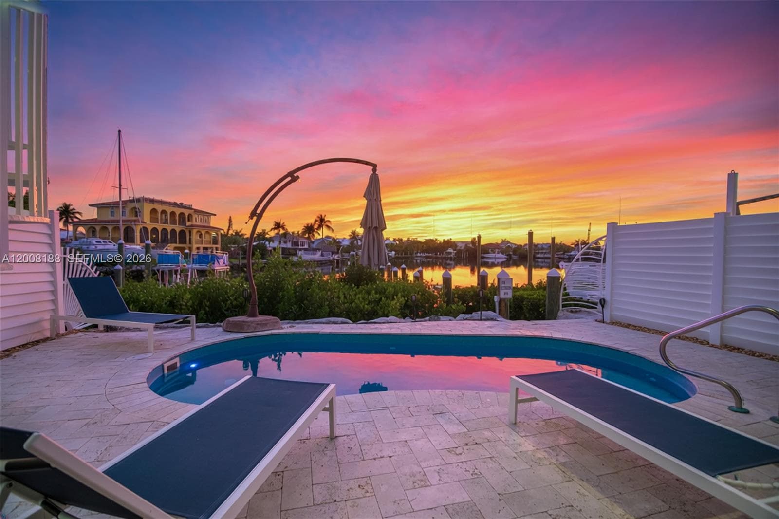 443 Sombrero Beach Rd, Marathon FL 33050 photo 2