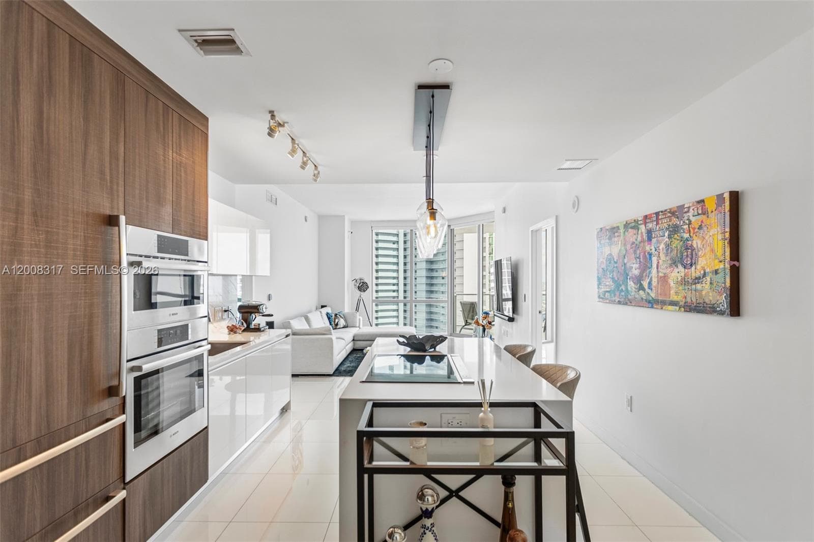 851 NE 1st Ave # 3707, Miami FL 33132 photo 3