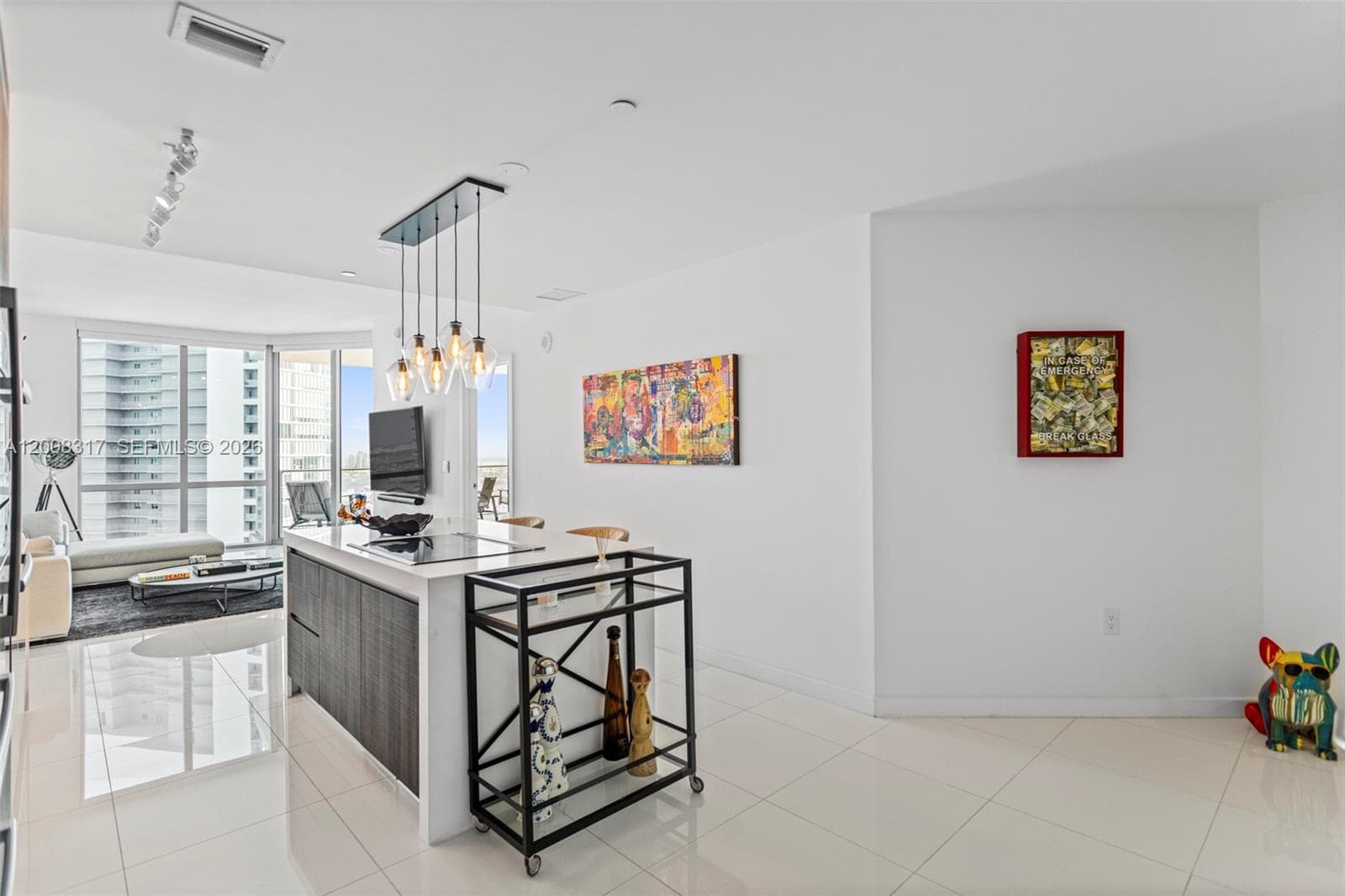 851 NE 1st Ave # 3707, Miami FL 33132 photo 4