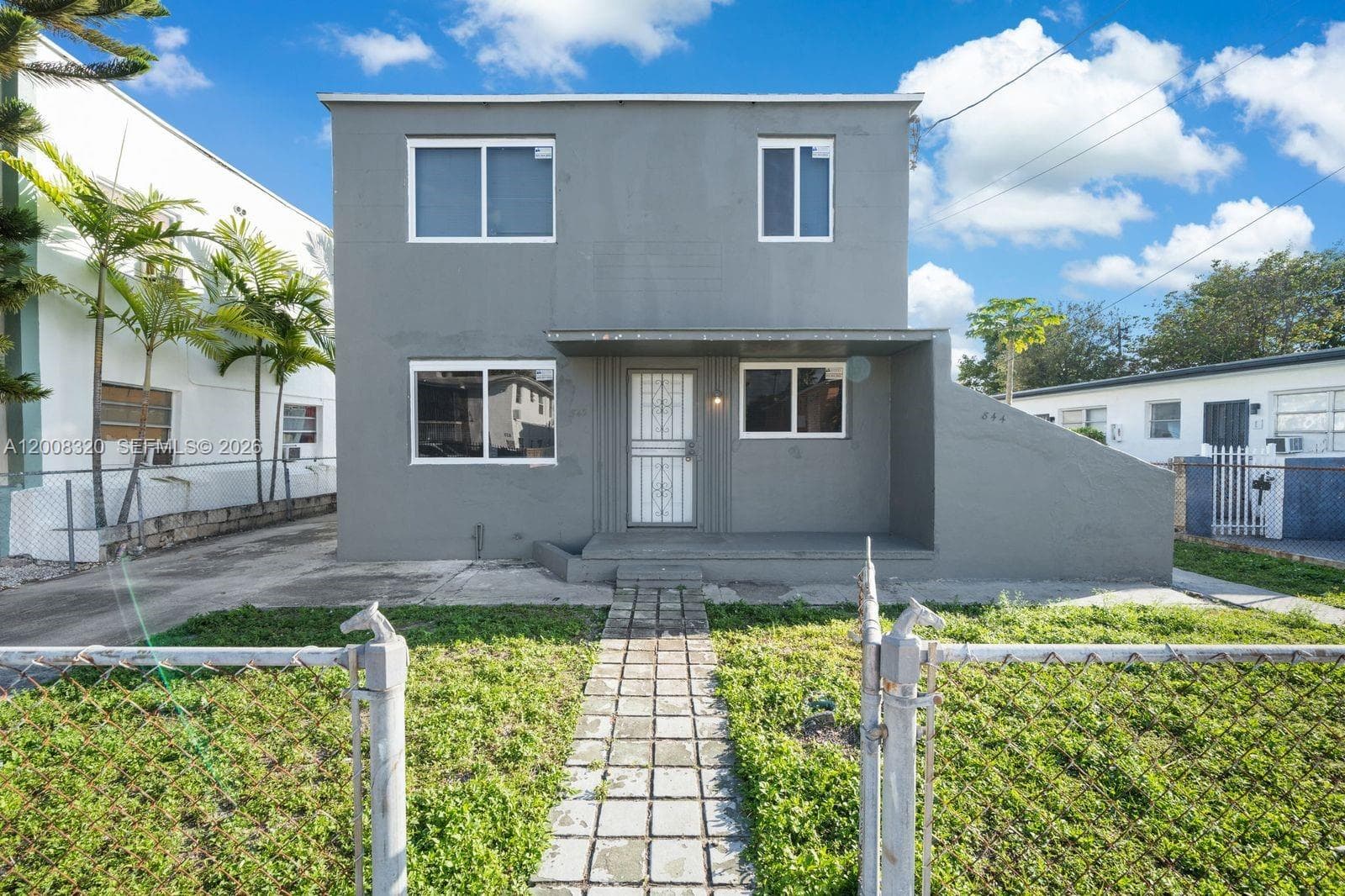 842 SW 3rd St, Miami FL 33130