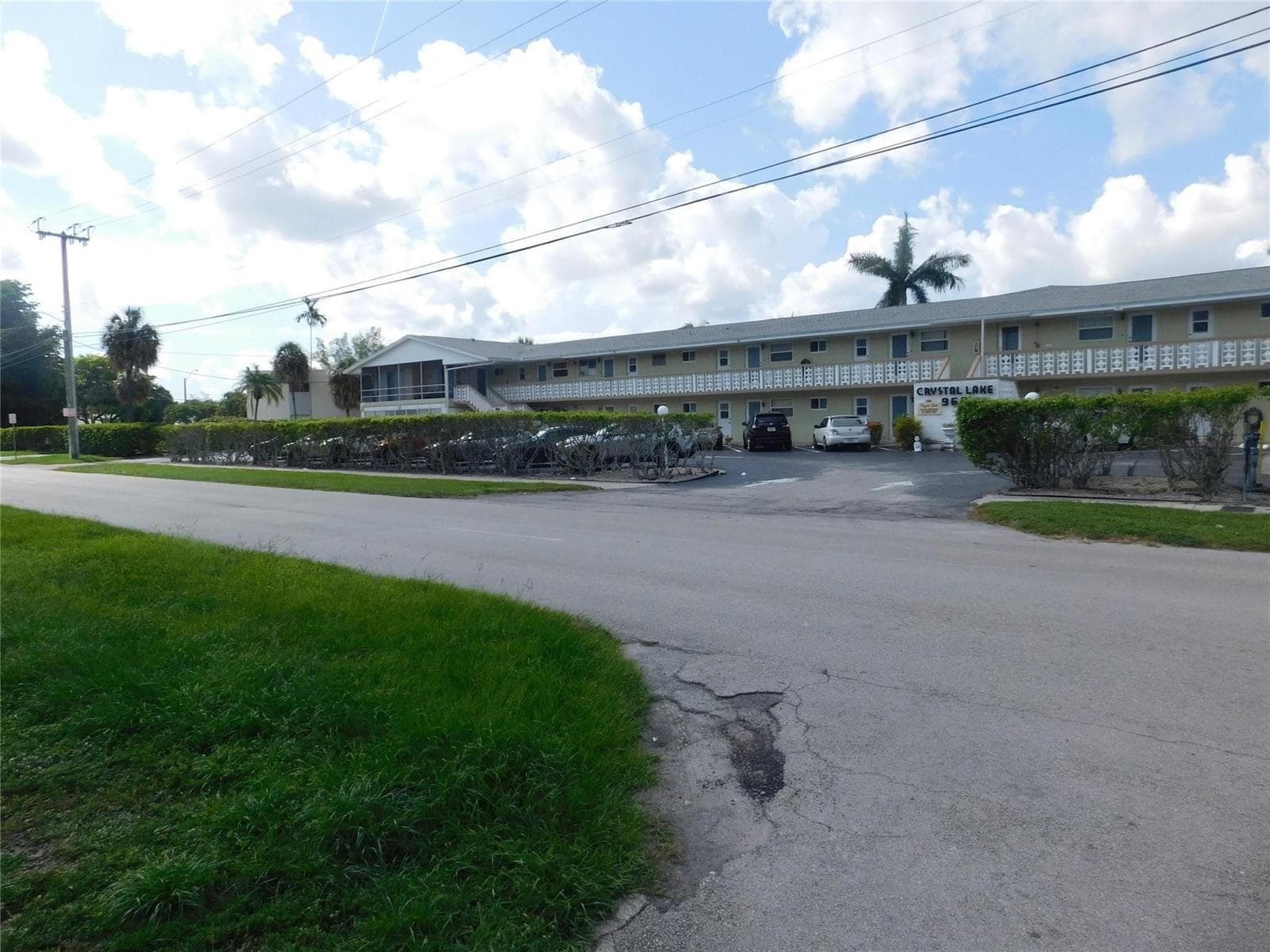 960 Crystal Lake Drive # 201, Deerfield Beach FL 33064 photo 2