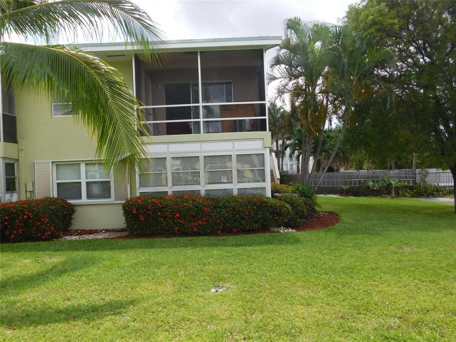 960 Crystal Lake Drive # 201, Deerfield Beach FL 33064 photo 4
