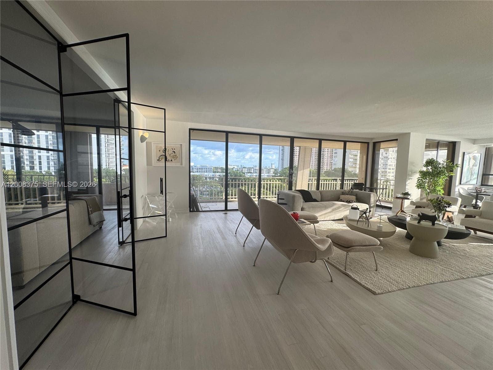 11113 Biscayne Blvd # 558, Miami FL 33181