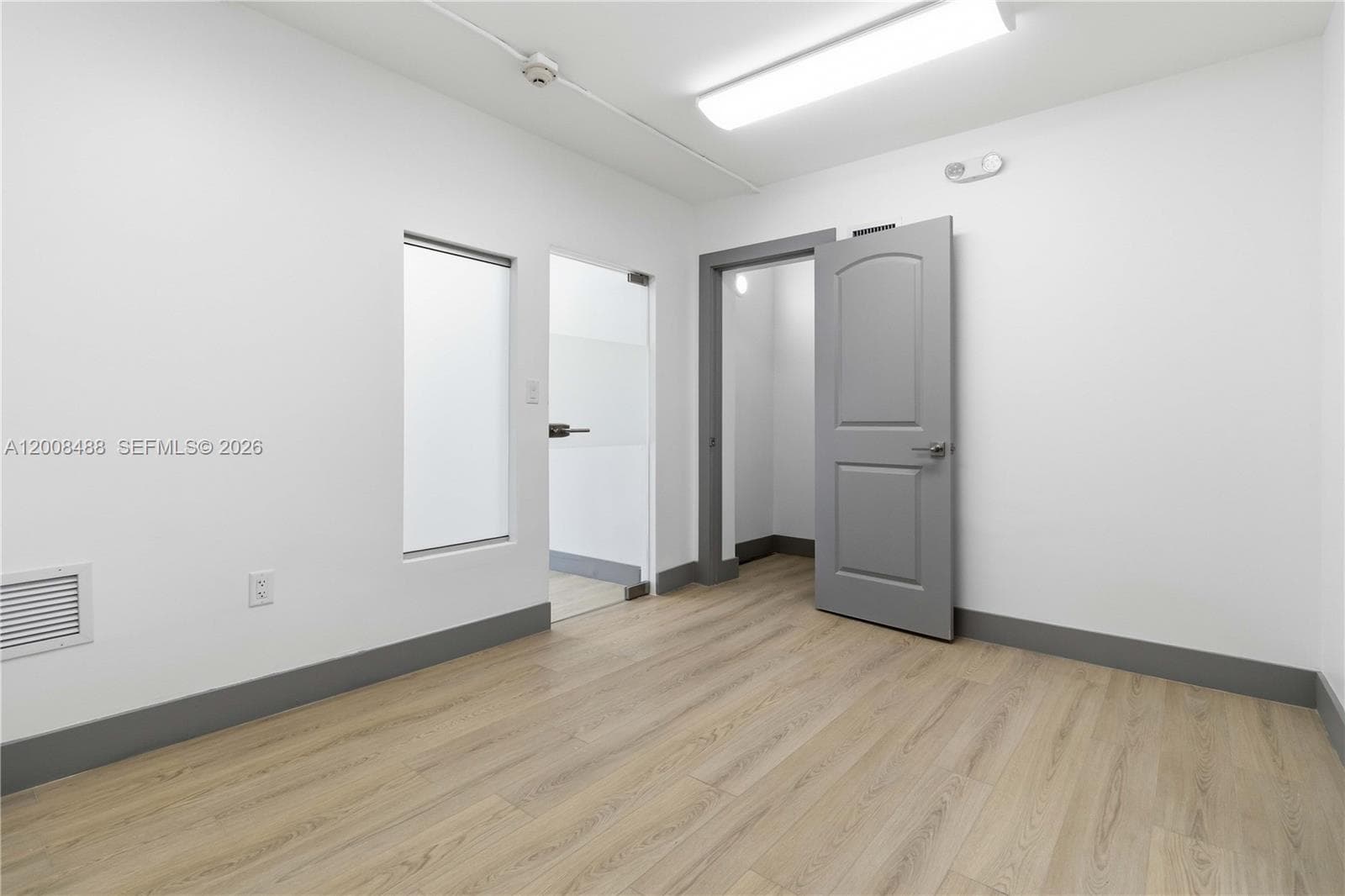 470 NW 22nd Ave, Miami FL 33125 photo 5