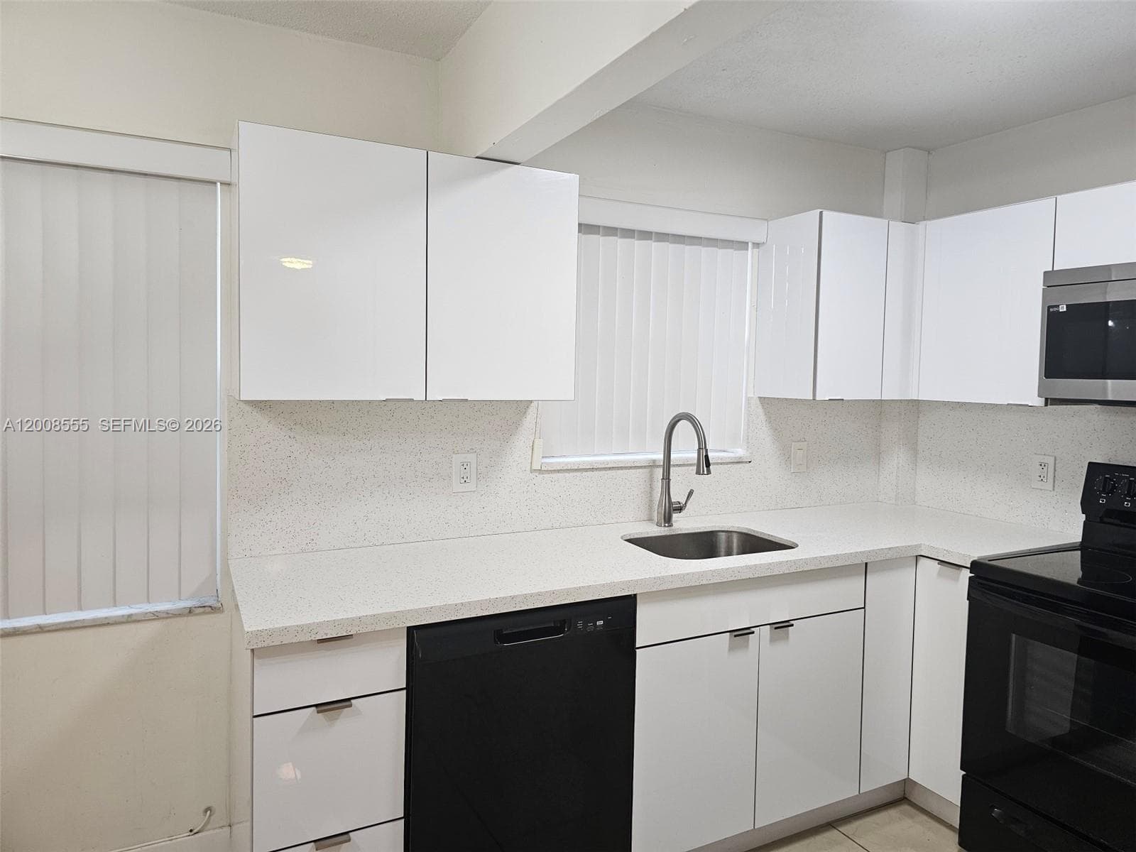 900 Tallwood Ave # 207, Hollywood FL 33021 photo 5