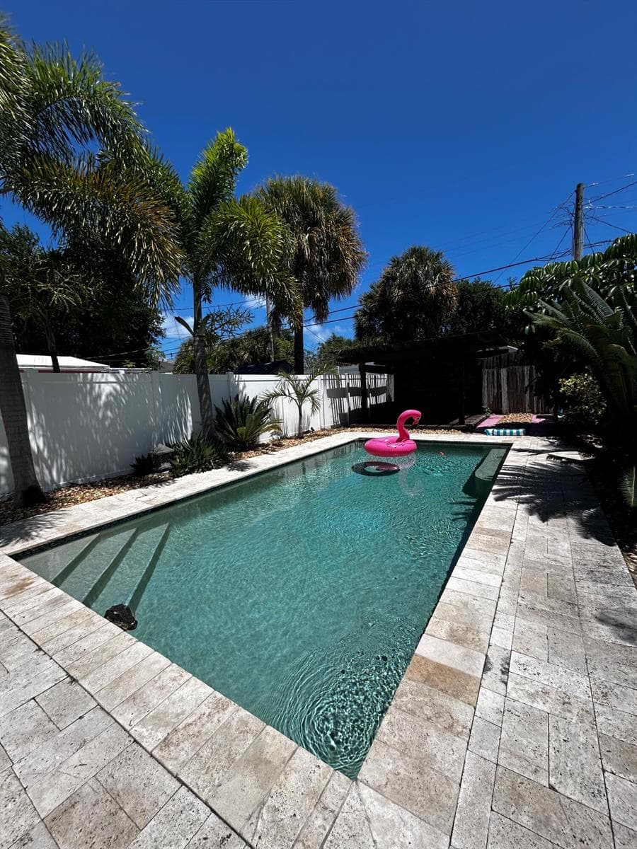 408 N J Street, FL 33460 photo 2