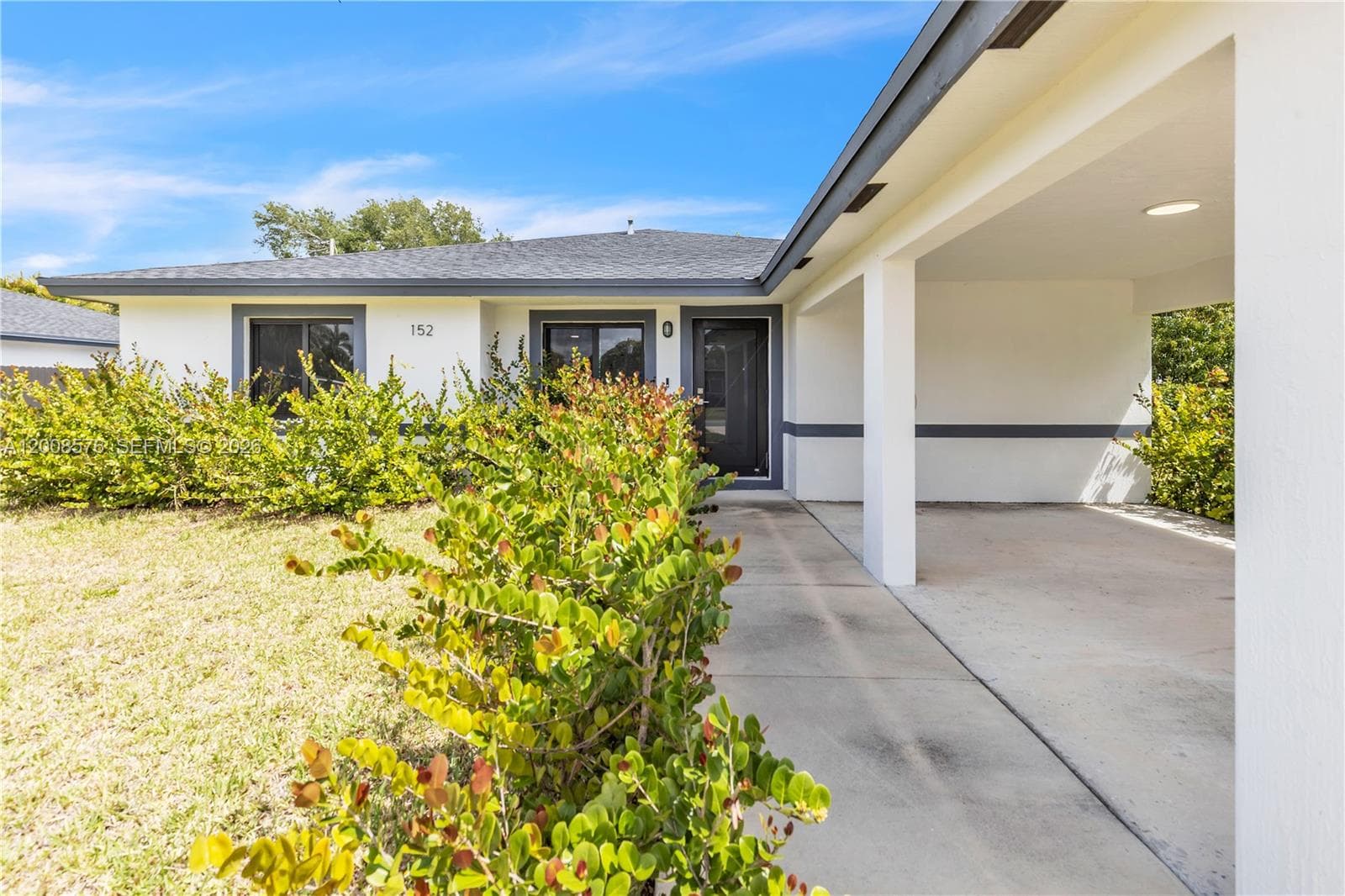 152 NW 18 St, Homestead FL 33030 photo 2