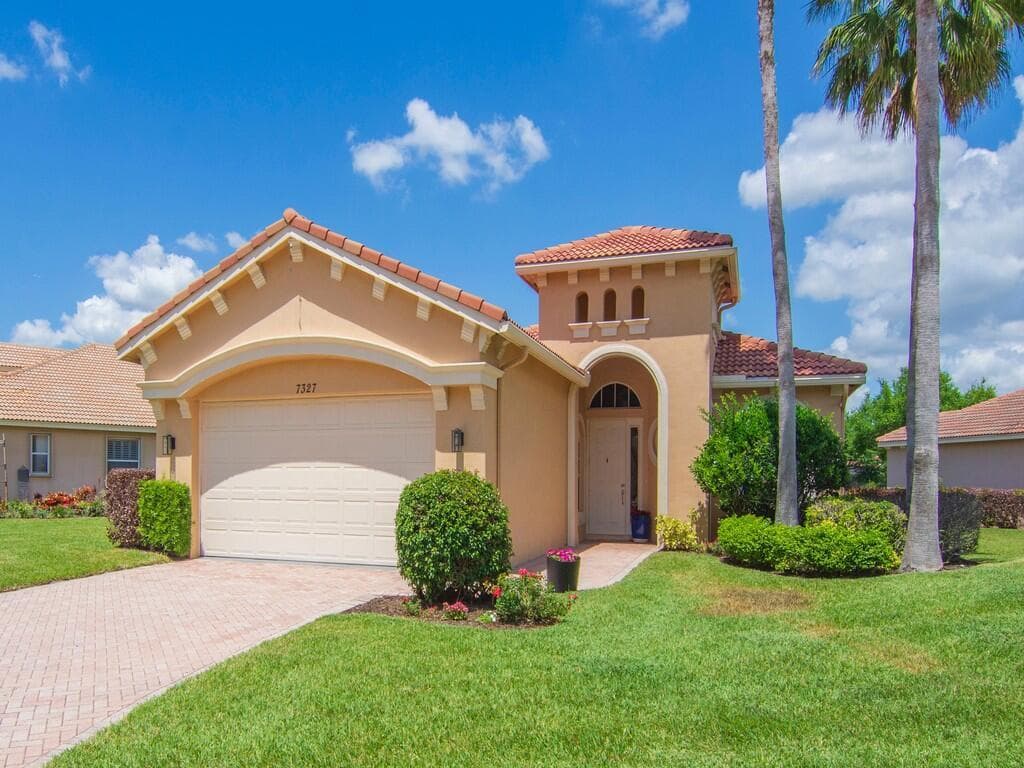 7327 Bob O Link Way, Port St. Lucie FL 34986 photo 3