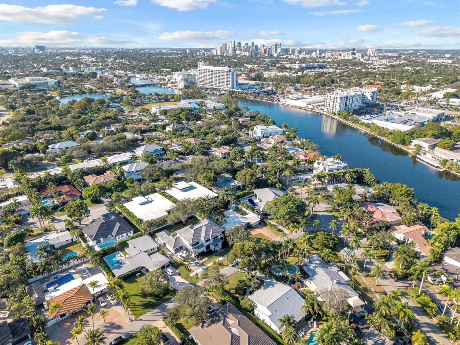 2401 NE 13th Street, Fort Lauderdale FL 33304 photo 4