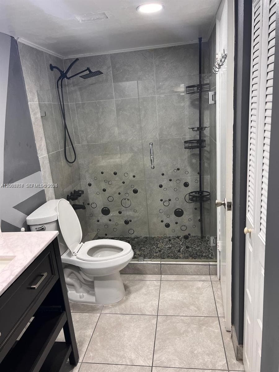 488 NW 165th St Rd # B-610, Miami FL 33169 photo 4